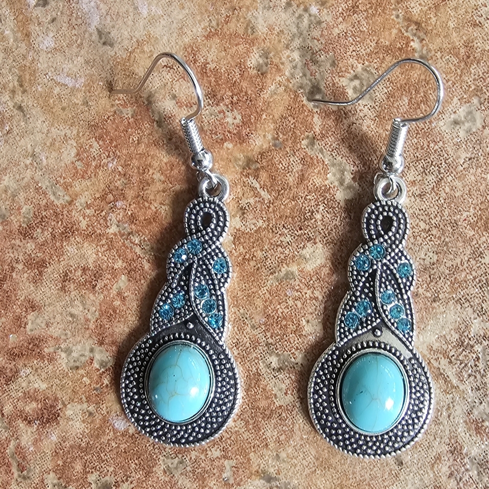 BLUE HOWLITE  RHINESTONE SILVER BOHO SWING EARRINGS